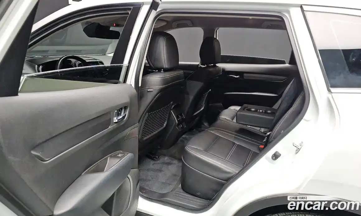 Renault QM6 2023 2.0 Автомат в Москве № 316958, фото 19