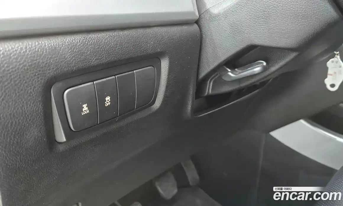 SsangYong Korando 2014 2.0 Механическая в Москве № 31847, фото 13