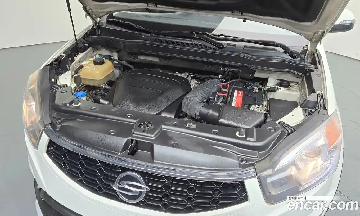 SsangYong Korando 2014 2.0 Механическая в Москве № 31847, фото 19