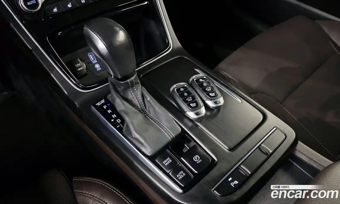 Hyundai Grandeur 2018 2.4 Автомат в Москве № 320064, фото 14