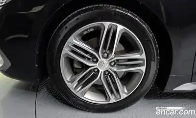 Hyundai Grandeur 2018 2.4 Автомат в Москве № 320064, миниатюра 2