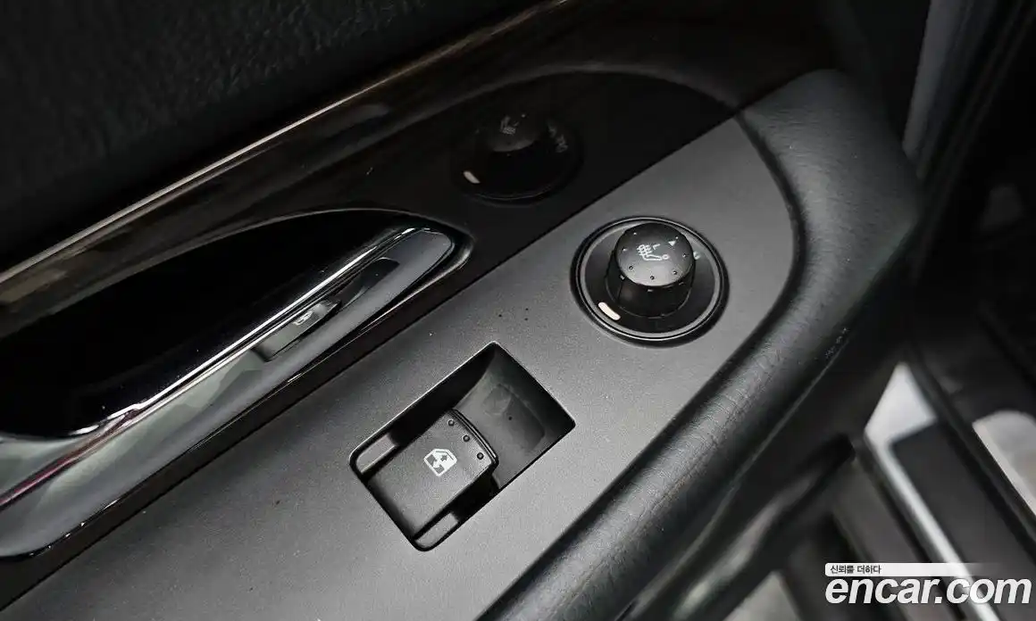 SsangYong Rexton 2009 2.7 Автомат в Москве № 32536, фото 17