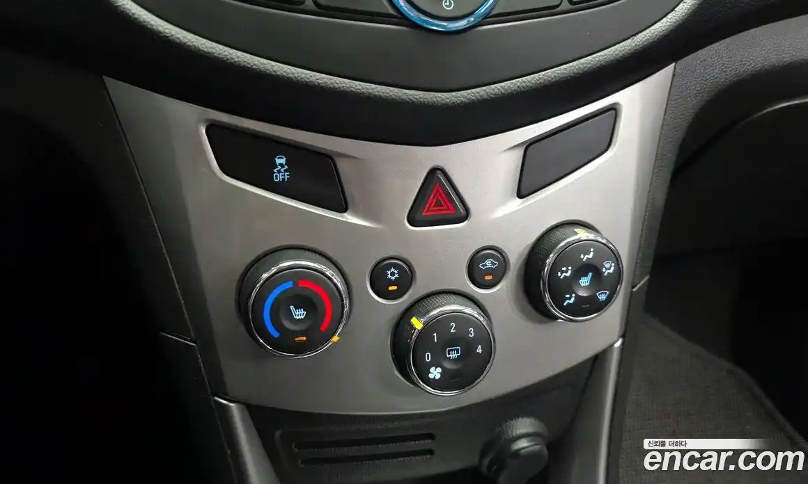 Chevrolet Trax 2014 1.4 Автомат в Москве № 332470, фото 14