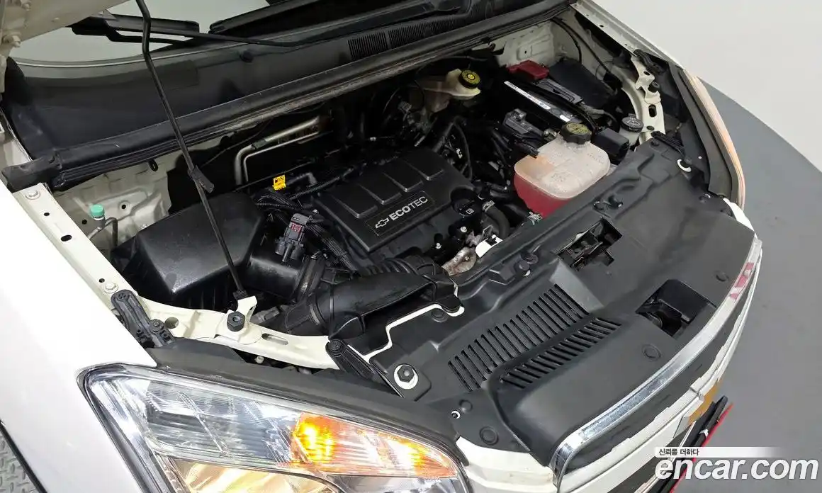 Chevrolet Trax 2014 1.4 Автомат в Москве № 332470, фото 16