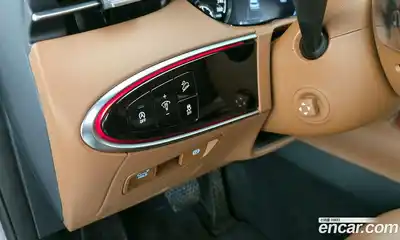 Genesis GV70 2023 2.5 Автомат в Москве № 339335, миниатюра 2