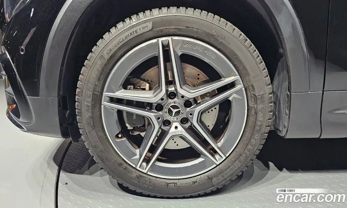 Mercedes-Benz GLB-Class 2024 2.0 Автомат в Москве № 340266, фото 1