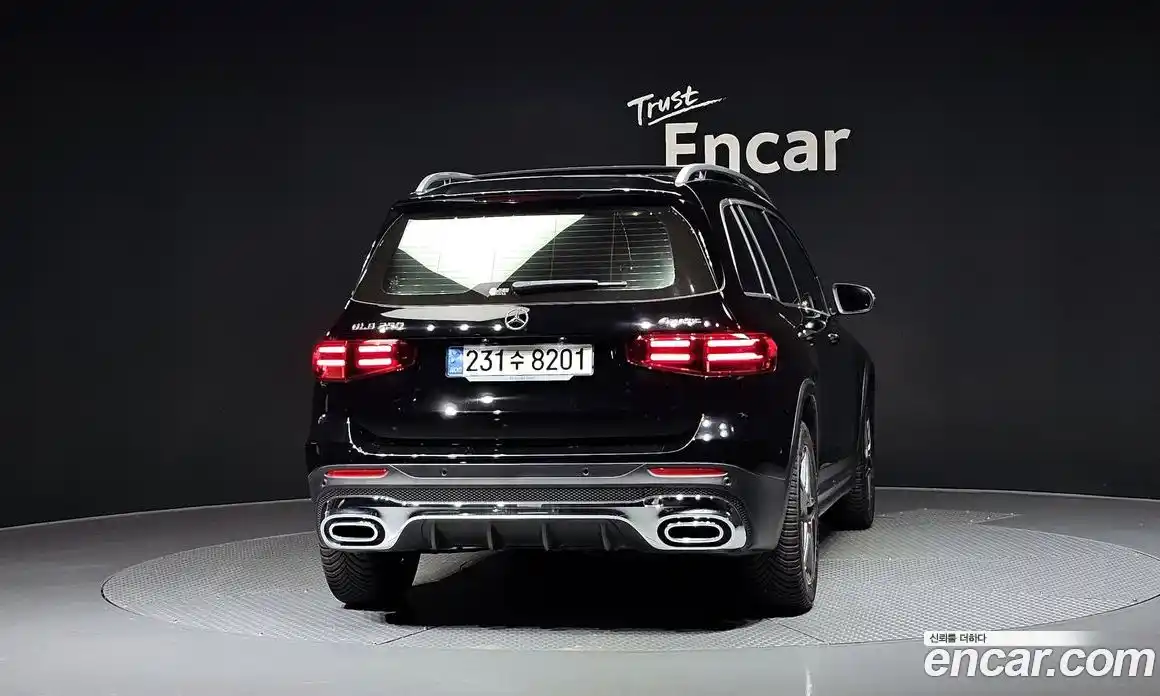 Mercedes-Benz GLB-Class 2024 2.0 Автомат в Москве № 340266, фото 17