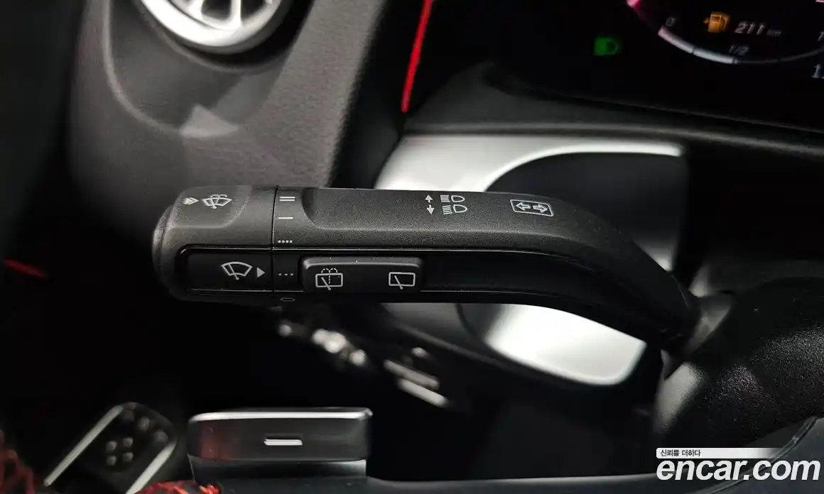 Mercedes-Benz GLB-Class 2024 2.0 Автомат в Москве № 340266, фото 20