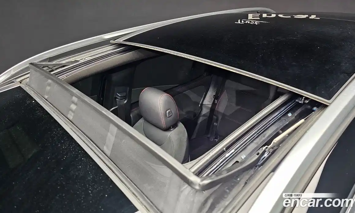 Mercedes-Benz GLB-Class 2024 2.0 Автомат в Москве № 340266, фото 4