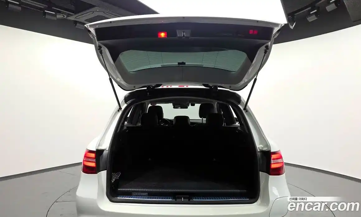 Mercedes-Benz GLC-Class 2019 2.0 Автомат в Москве № 342585, фото 20