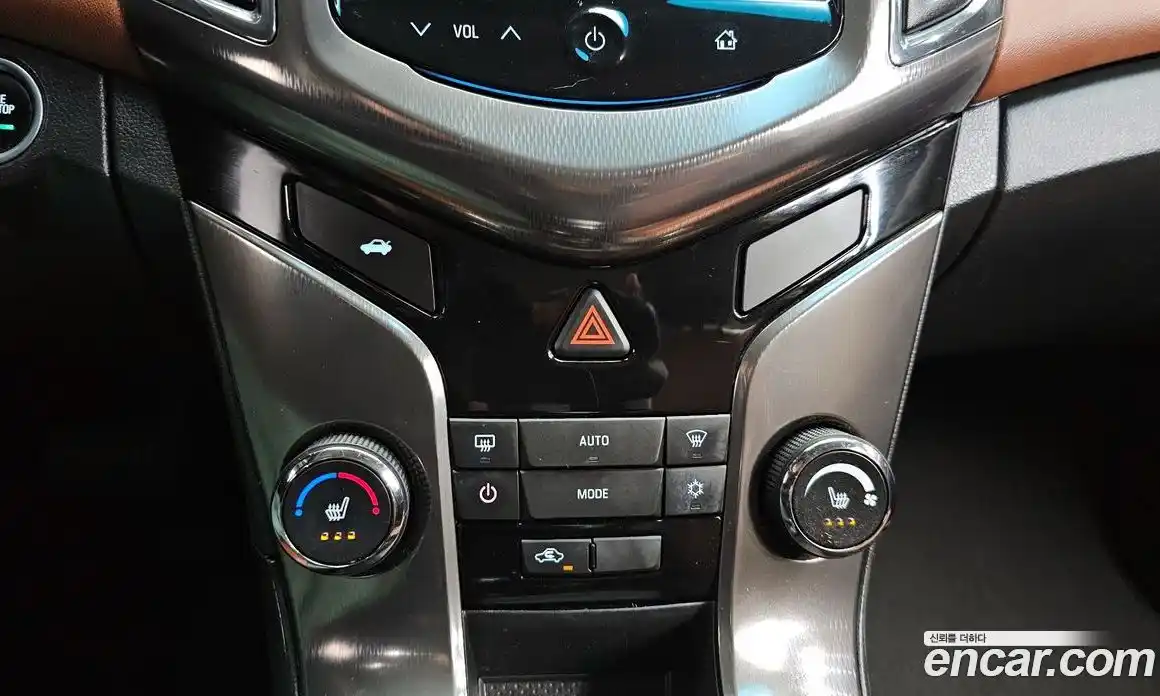 Chevrolet Cruze 2015 1.8 Автомат в Москве № 37559, фото 17