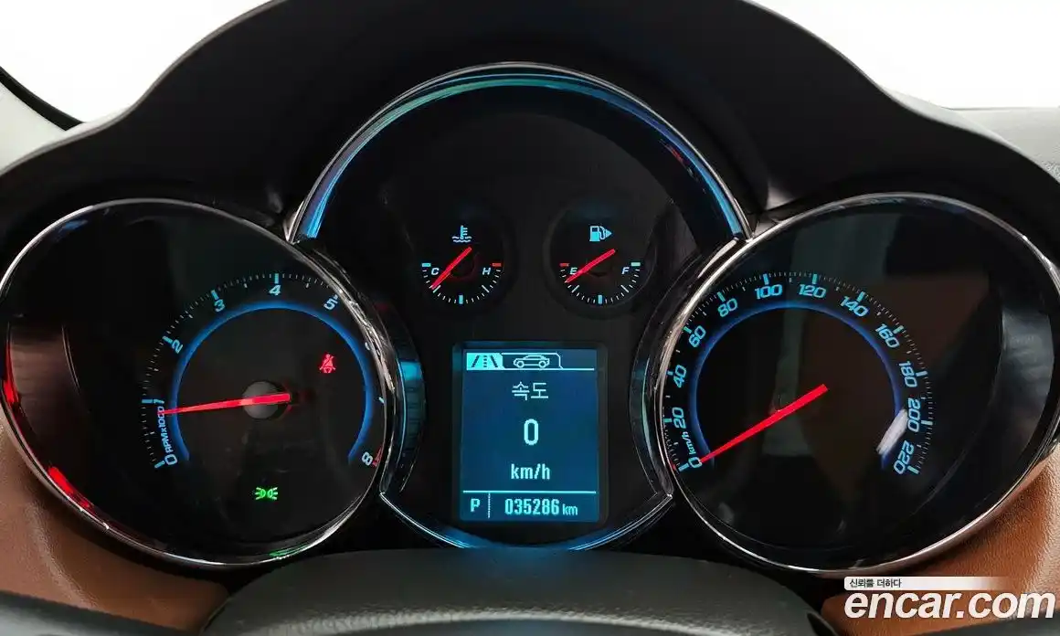 Chevrolet Cruze 2015 1.8 Автомат в Москве № 37559, фото 7