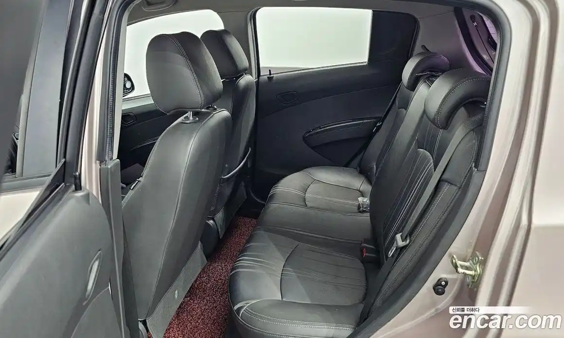 Chevrolet Spark 2013 1.0 Автомат в Москве № 39508, фото 16