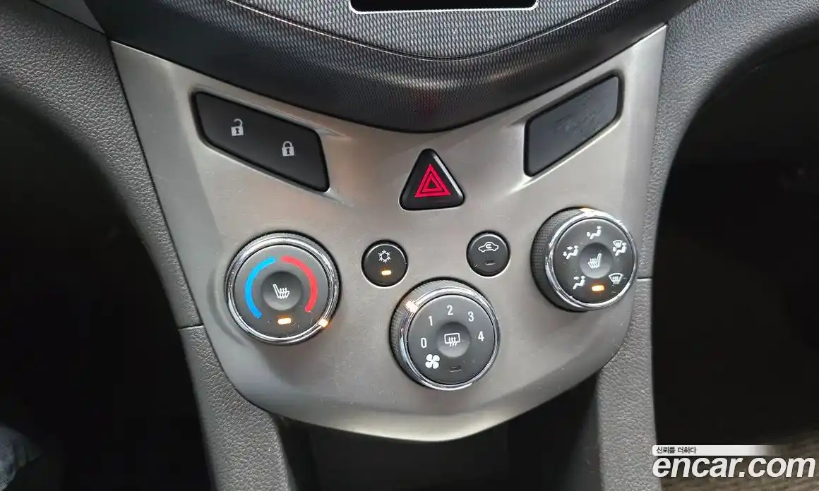 Chevrolet Aveo 2013 1.6 Автомат в Москве № 39632, фото 14