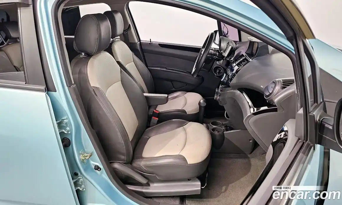 Chevrolet Spark 2012 1.0 Автомат в Москве № 40242, фото 14