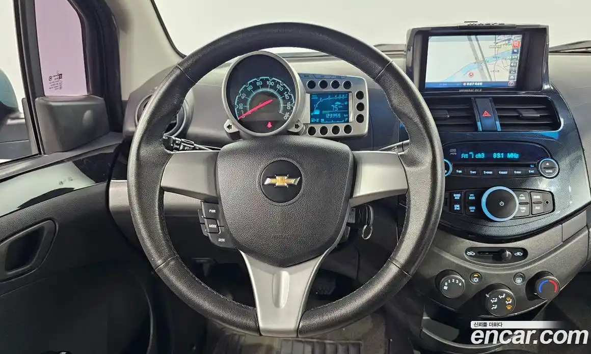 Chevrolet Spark 2012 1.0 Автомат в Москве № 40242, фото 15