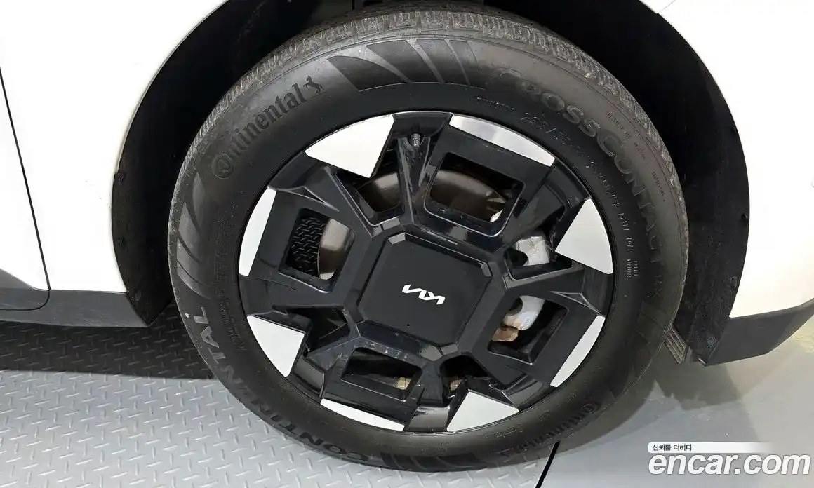 Kia Canival 2024 1.6 Автомат в Москве № 51877, фото 8