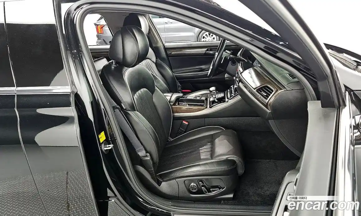 Genesis EQ900 2016 5.0 Автомат в Москве № 56801, фото 4