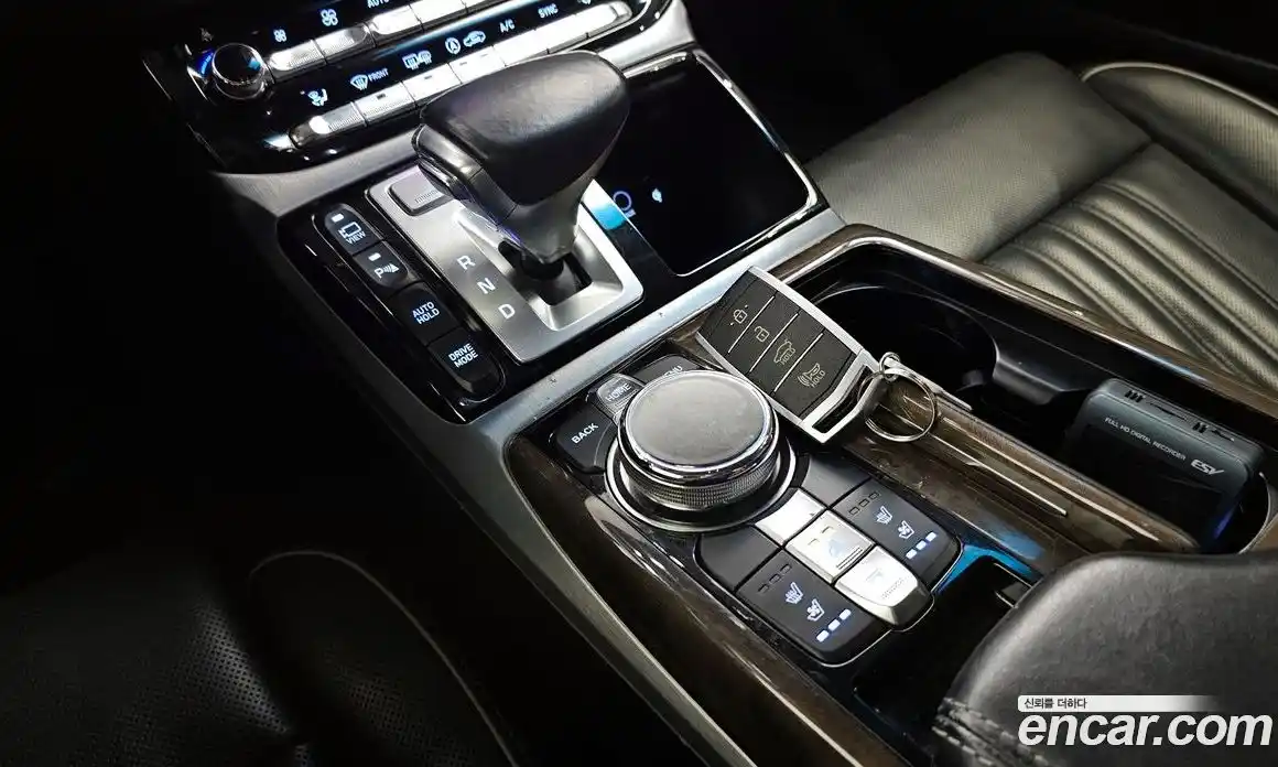 Genesis EQ900 2016 5.0 Автомат в Москве № 56801, фото 5