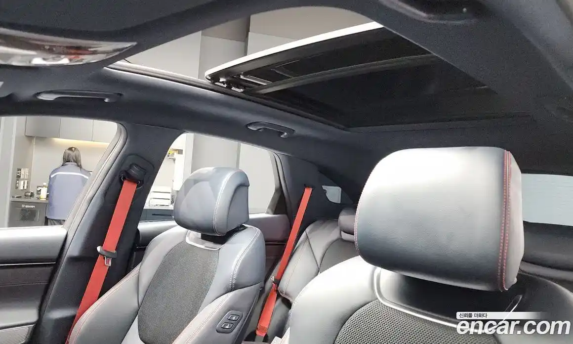 Genesis GV70 2024 2.5 Автомат в Москве № 57338, фото 13