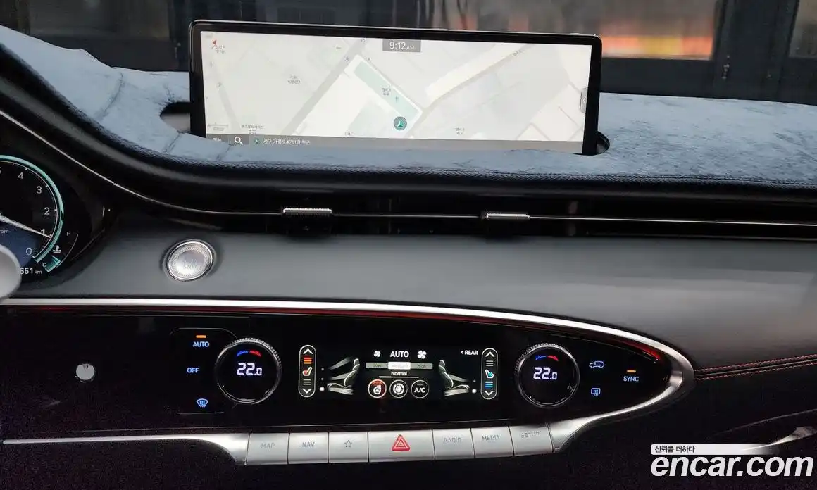 Genesis GV70 2024 2.5 Автомат в Москве № 57338, фото 18