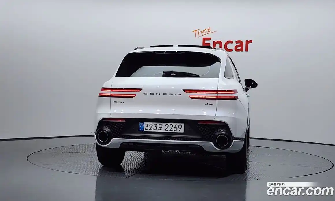 Genesis GV70 2024 2.5 Автомат в Москве № 57338, фото 4