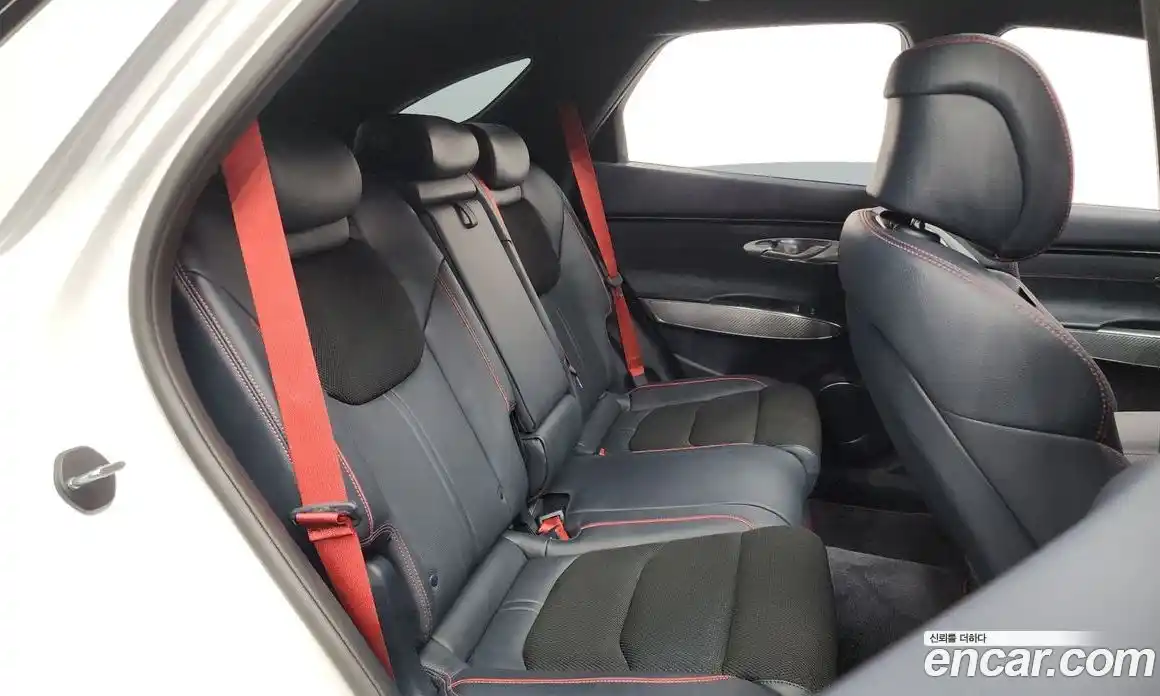 Genesis GV70 2024 2.5 Автомат в Москве № 57338, фото 8