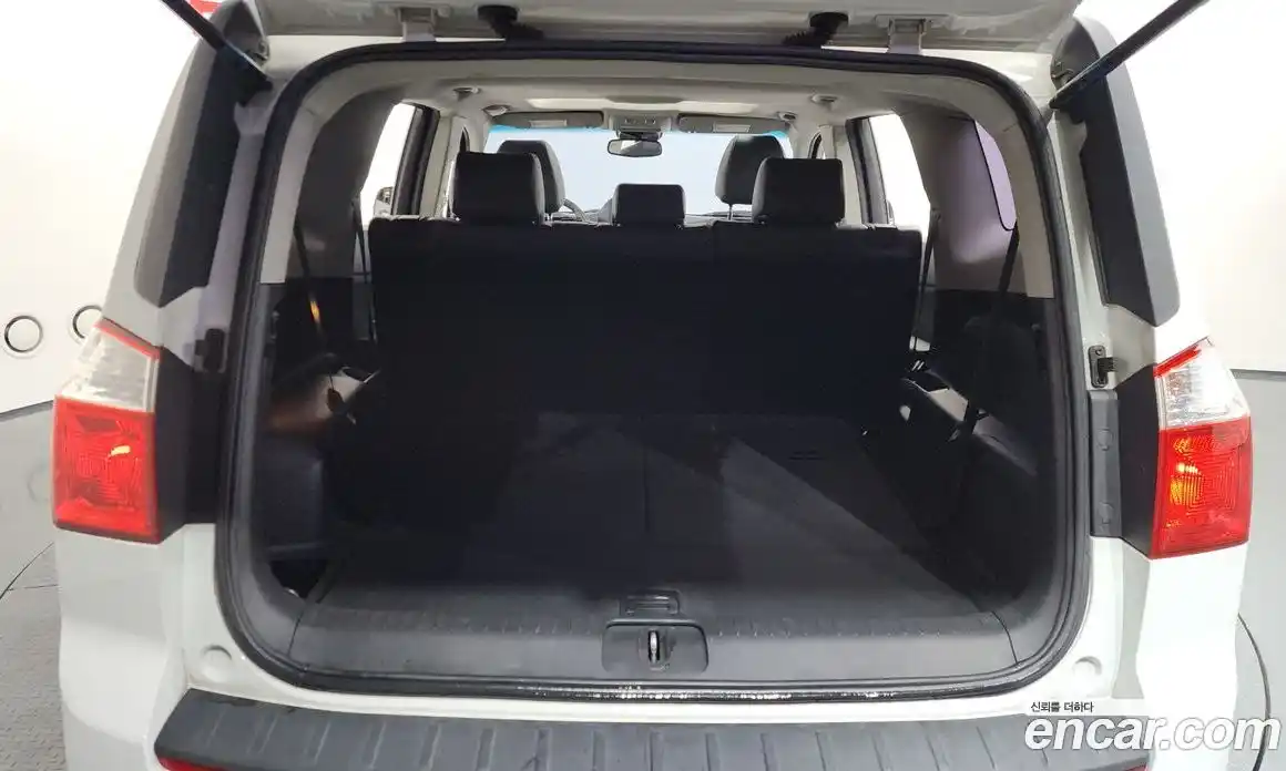 Chevrolet Orlando 2012 2.0 Автомат в Москве № 59872, фото 2