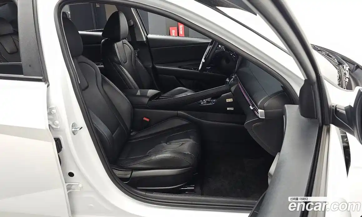 Hyundai Avante 2024 1.6 Автомат в Москве № 6815, фото 18