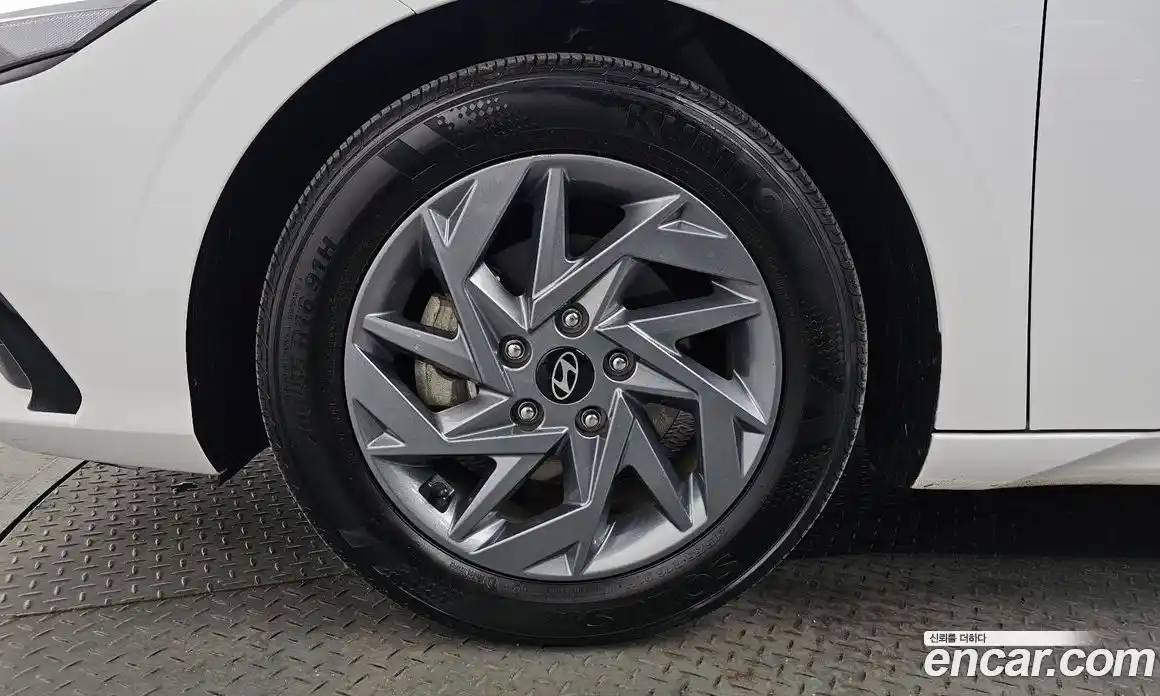 Hyundai Avante 2024 1.6 Автомат в Москве № 6815, фото 19