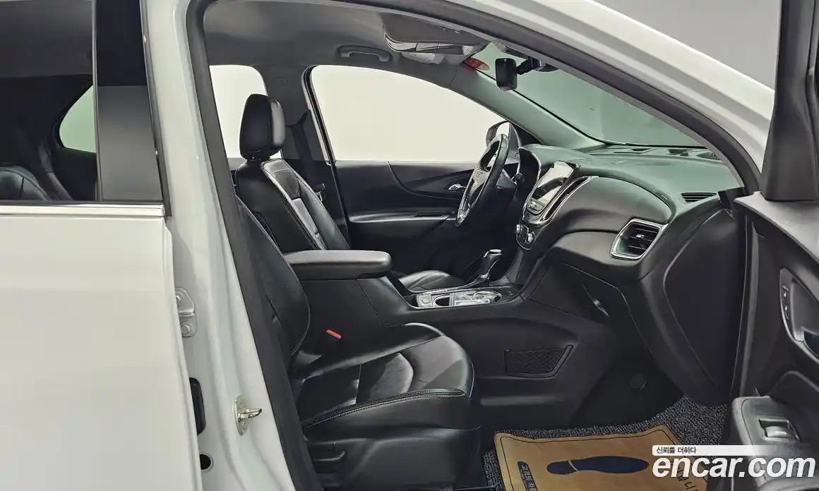 Chevrolet Equinox 2019 1.6 Автомат в Москве № 104648, фото 12