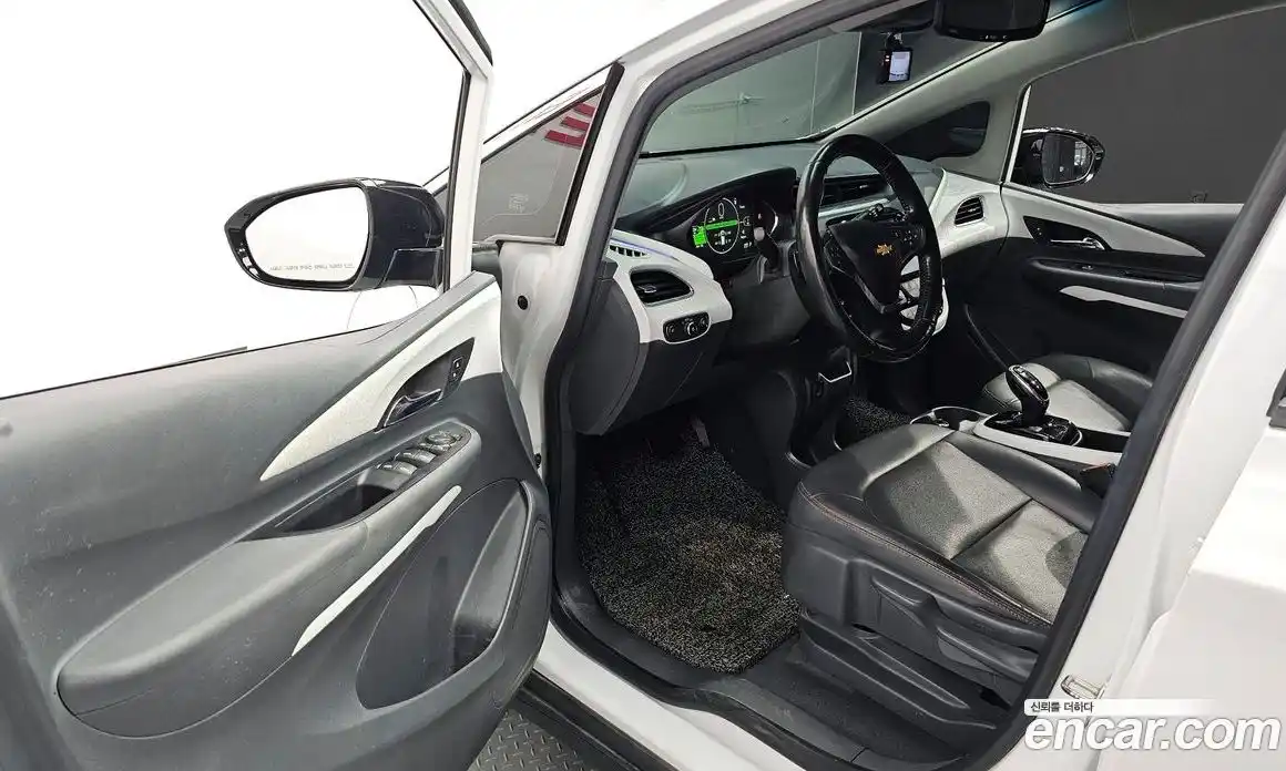 Chevrolet Bolt EV 2018 0.2 Автомат в Москве № 105018, фото 11