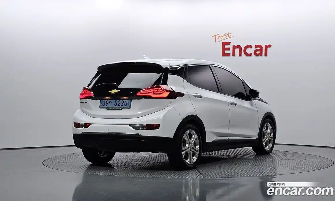 Chevrolet Bolt EV 2018 0.2 Автомат в Москве № 105018, фото 8