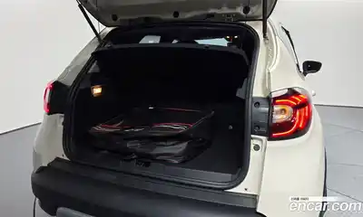 Renault QM3 2018 1.5 Автомат в Москве № 106618, миниатюра 2