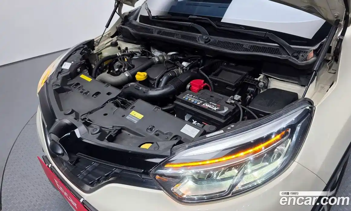 Renault QM3 2018 1.5 Автомат в Москве № 106618, фото 4