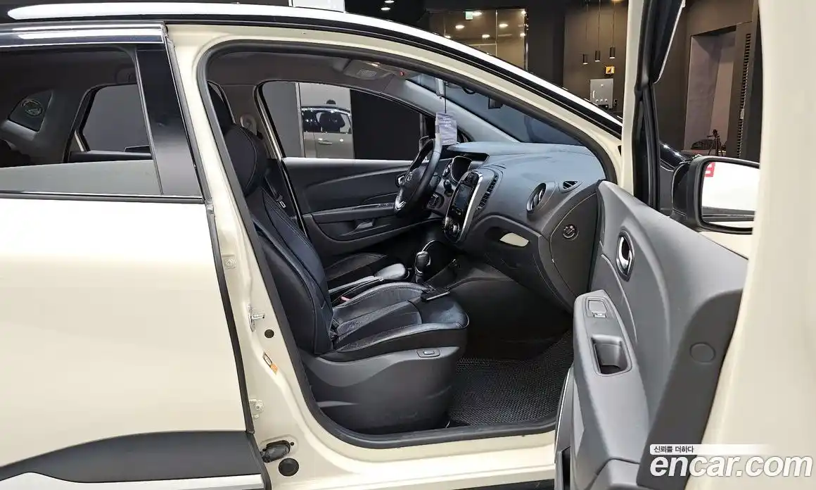 Renault QM3 2018 1.5 Автомат в Москве № 106618, фото 5