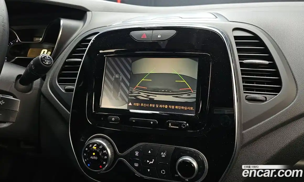 Renault QM3 2018 1.5 Автомат в Москве № 106618, фото 6