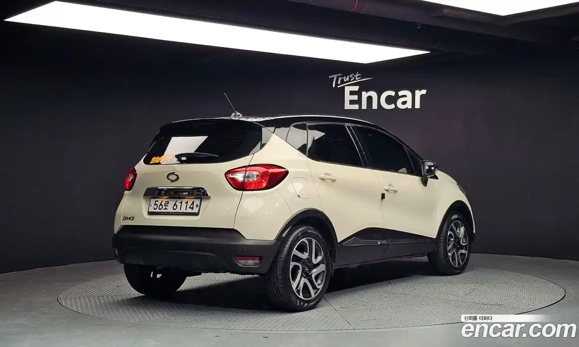 Renault QM3 2014 1.5 Автомат в Москве № 107005, фото 19