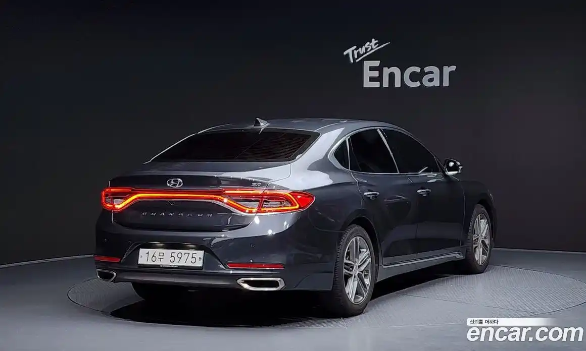 Hyundai Grandeur 2019 3.0 Автомат в Москве № 113997, фото 3