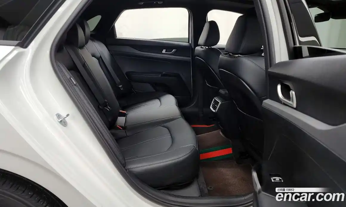 Kia K5 2026 1.6 Автомат в Москве № 114202, фото 1