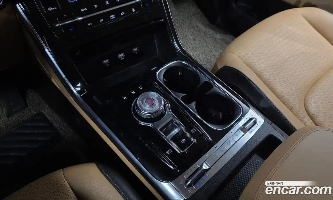 Kia Canival 2021 2.2 Автомат в Москве № 115486, фото 19