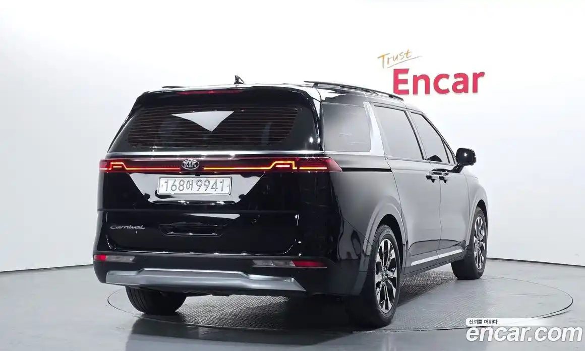 Kia Canival 2021 2.2 Автомат в Москве № 115486, фото 8