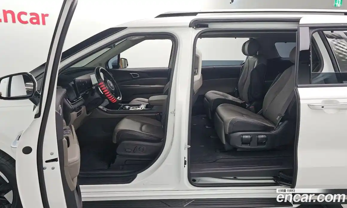 Kia Canival 2024 2.2 Автомат в Москве № 115760, фото 13