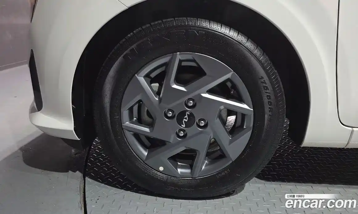 Kia Morning 2025 1.0 Автомат в Москве № 120797, фото 16