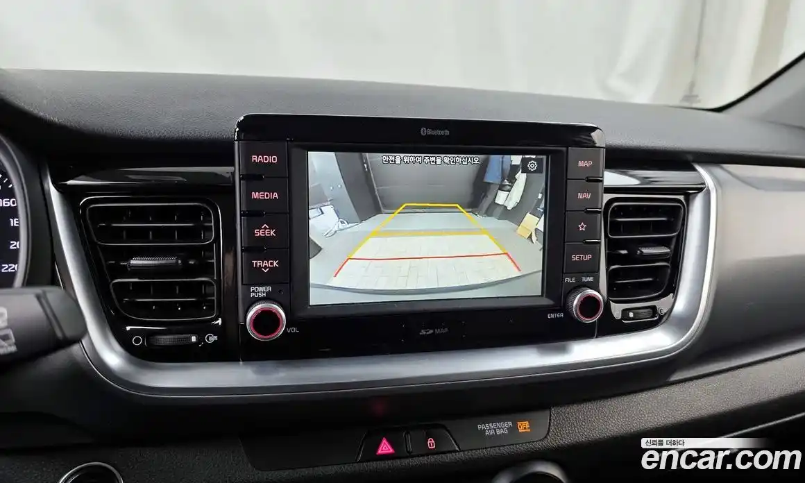 Kia Stonic 2020 1.4 Автомат в Москве № 122125, фото 3