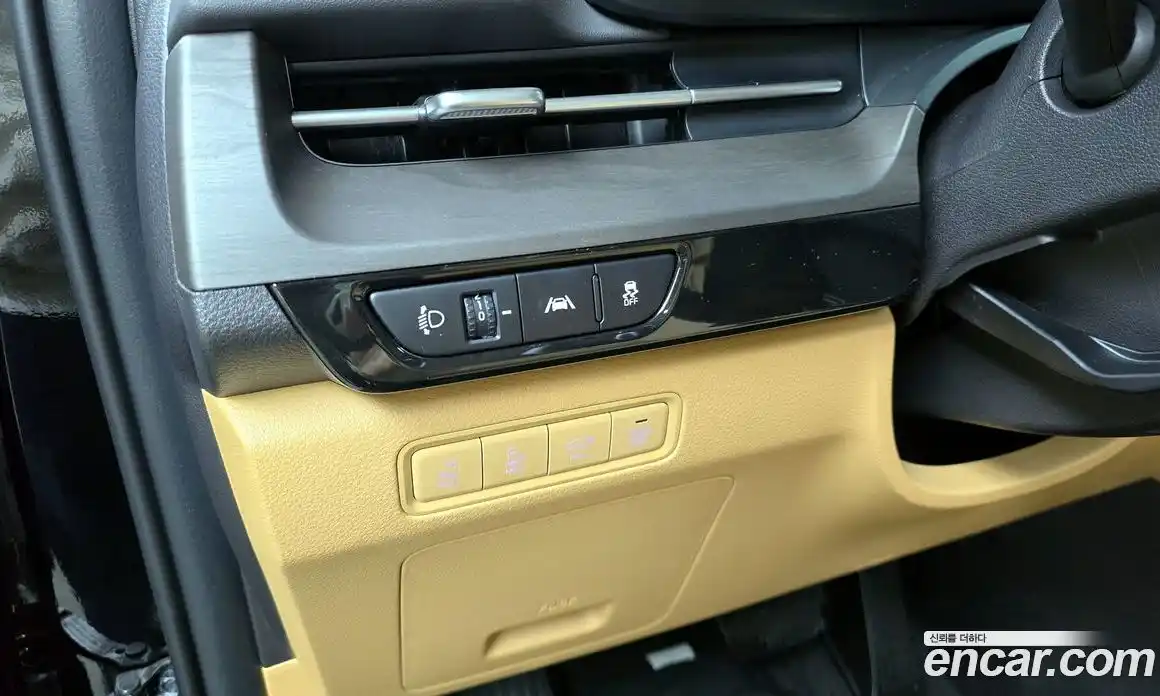 Kia Canival 2023 3.5 Автомат в Москве № 122165, фото 19