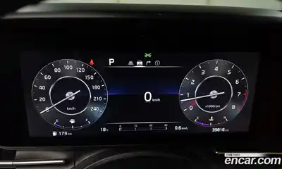 Kia Canival 2023 3.5 Автомат в Москве № 122165, миниатюра 7