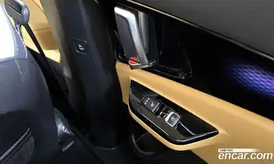 Kia Canival 2023 3.5 Автомат в Москве № 122165, миниатюра 9