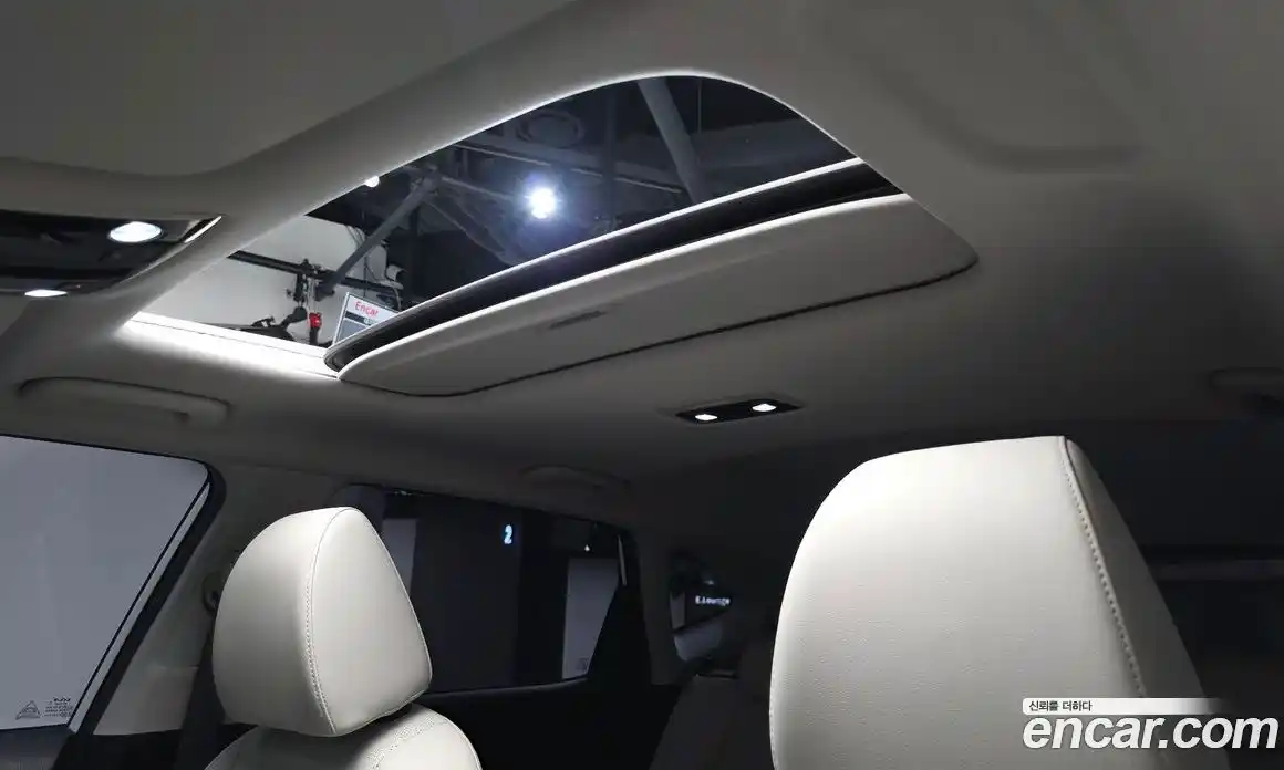 Kia Seltos 2023 1.6 Автомат в Москве № 124031, фото 17