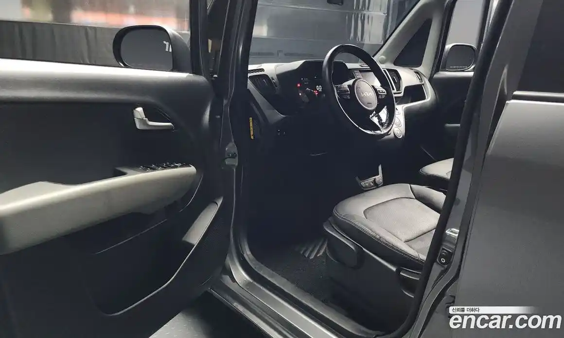 Kia Ray 2023 1.0 Автомат в Москве № 124208, фото 16